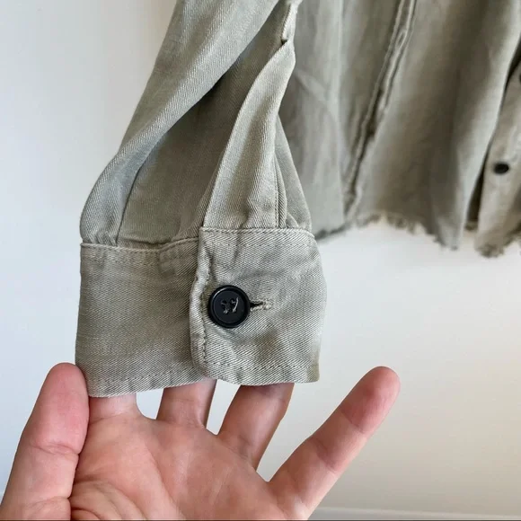 Zara Button Up - Picture 4 of 6